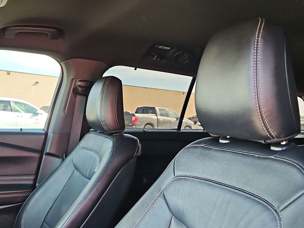 Thumbnail: 2020 Ford Explorer - 10