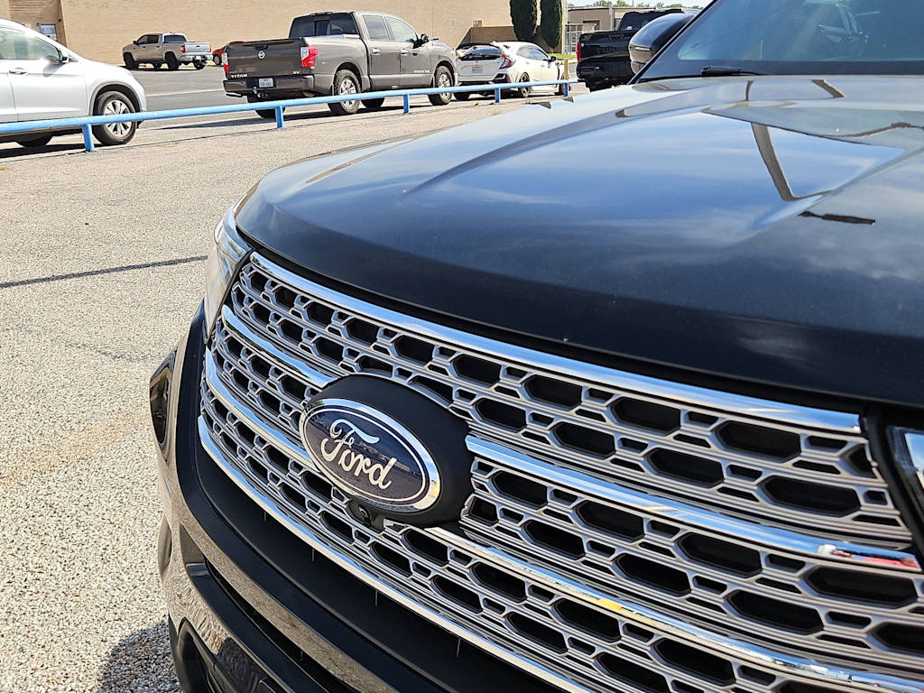 Thumbnail: 2020 Ford Explorer - 22
