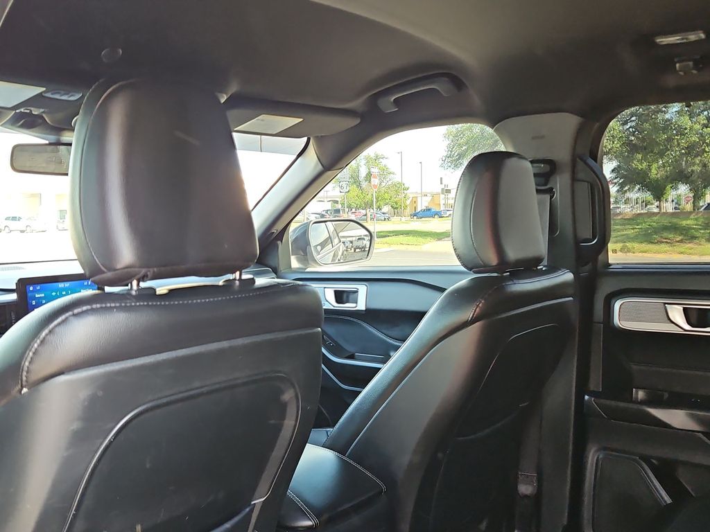 Thumbnail: 2020 Ford Explorer - 12
