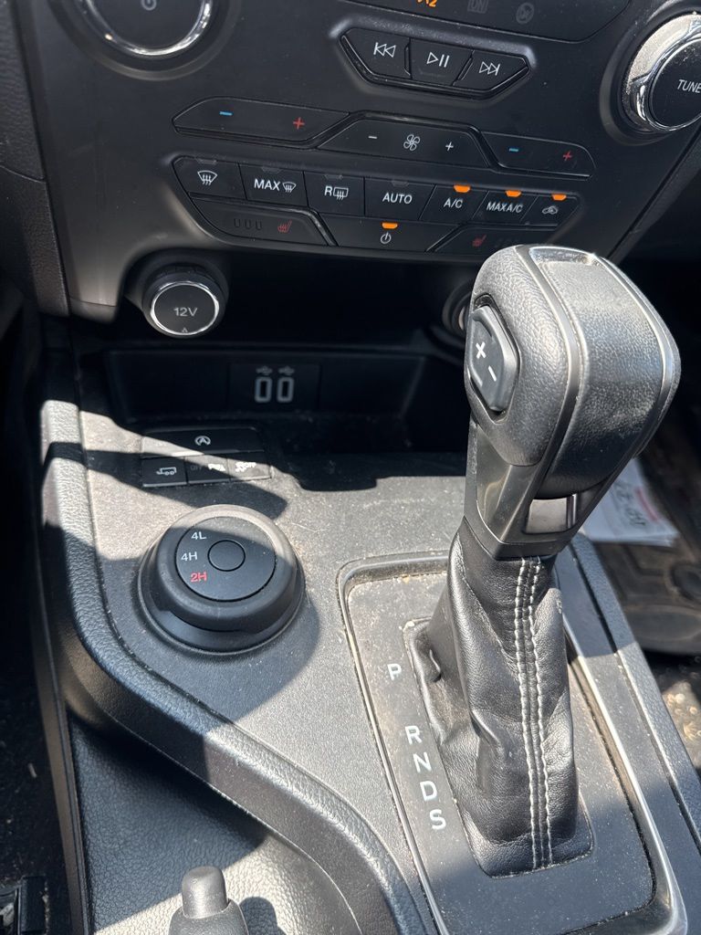 Thumbnail: 2021 Ford Ranger - 9