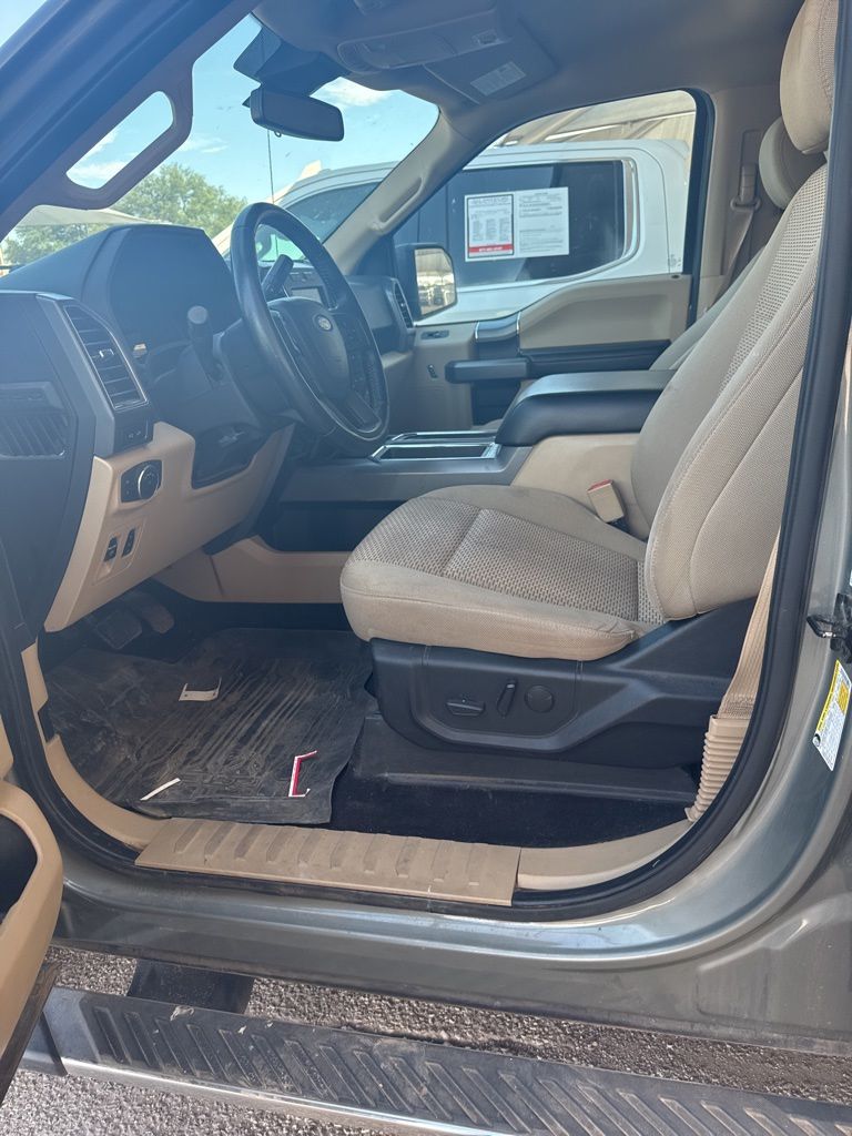 Thumbnail: 2019 Ford F-150 - 10