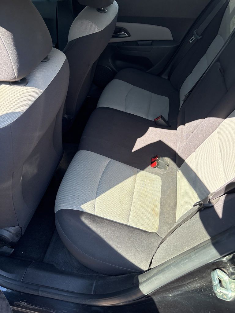 Thumbnail: 2012 Chevrolet Cruze - 11