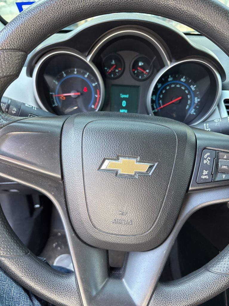 Thumbnail: 2012 Chevrolet Cruze - 12