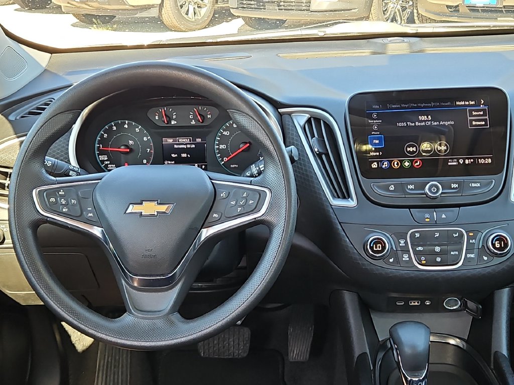 Thumbnail: 2025 Chevrolet Malibu - 9