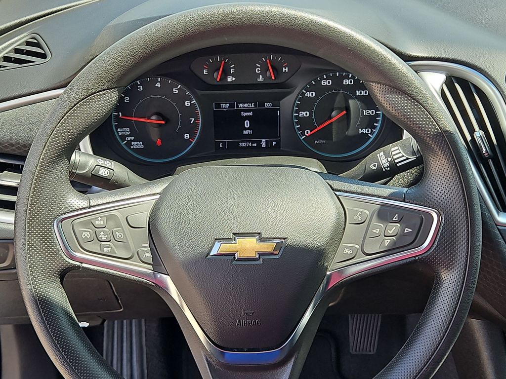 Thumbnail: 2025 Chevrolet Malibu - 9