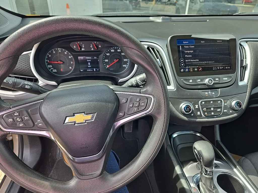 Thumbnail: 2024 Chevrolet Malibu - 2