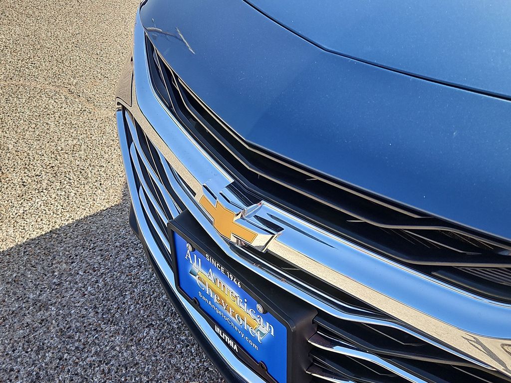 Thumbnail: 2025 Chevrolet Malibu - 22