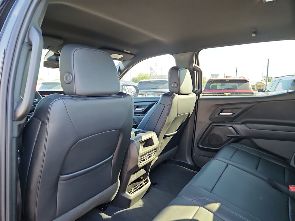 Thumbnail: 2026 Chevrolet Silverado EV - 12