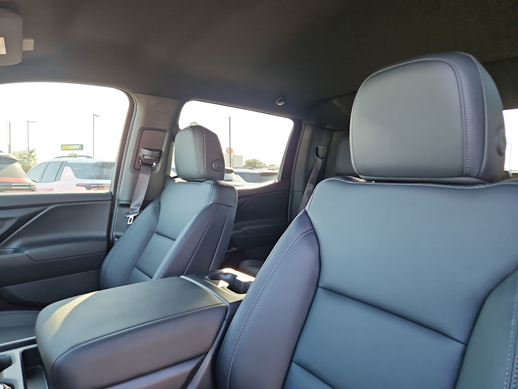 Thumbnail: 2026 Chevrolet Silverado EV - 10