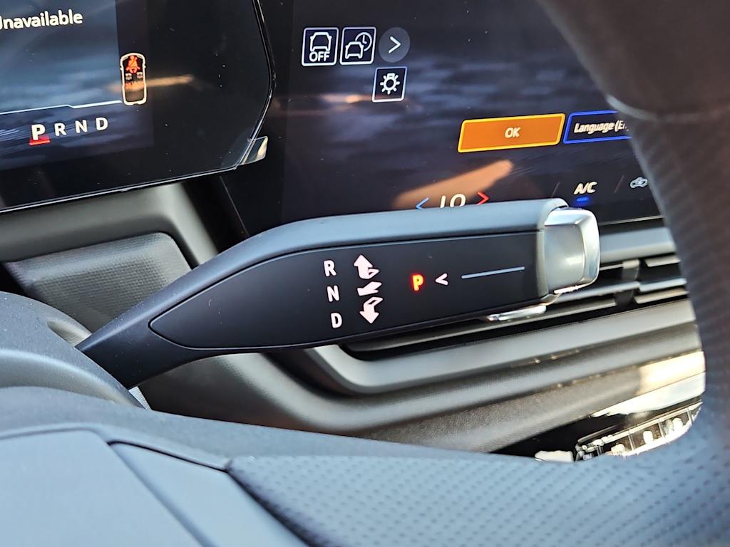 Thumbnail: 2026 Chevrolet Silverado EV - 15