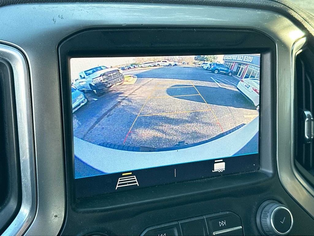 Thumbnail: 2023 Chevrolet Silverado 2500 - 13