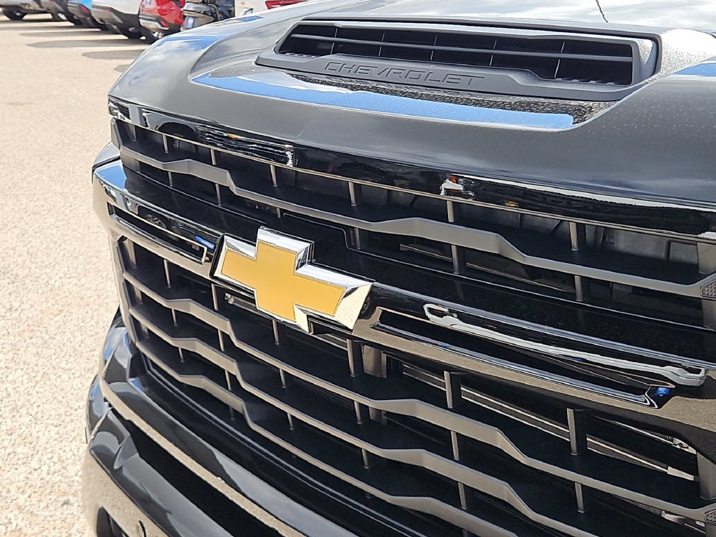 Thumbnail: 2026 Chevrolet Silverado 2500 - 20