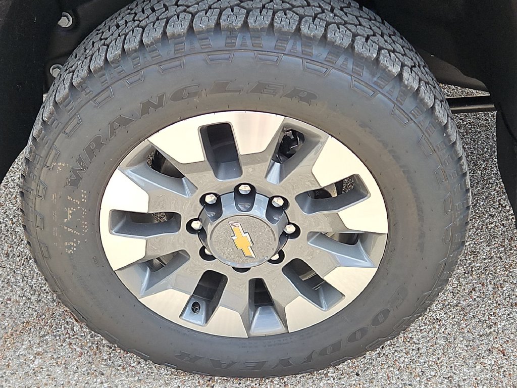 Thumbnail: 2026 Chevrolet Silverado 2500 - 8