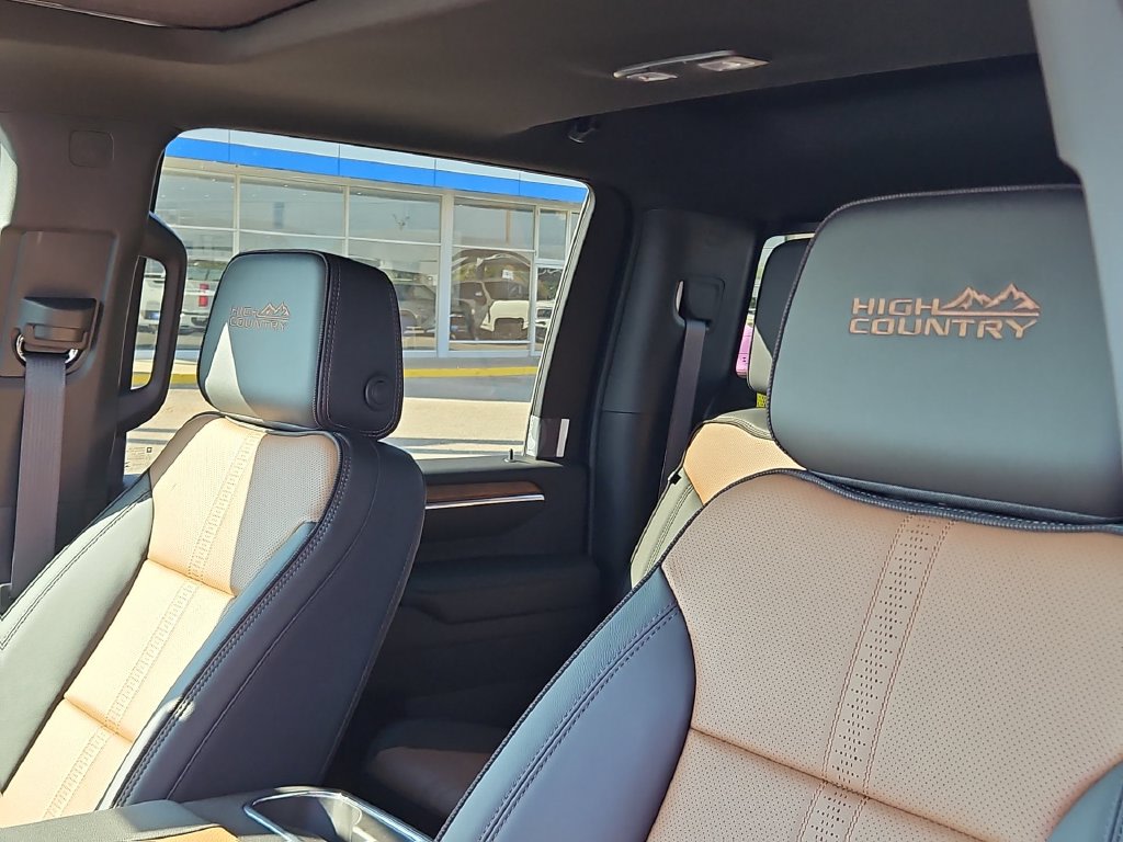 Thumbnail: 2026 Chevrolet Silverado 2500 - 10