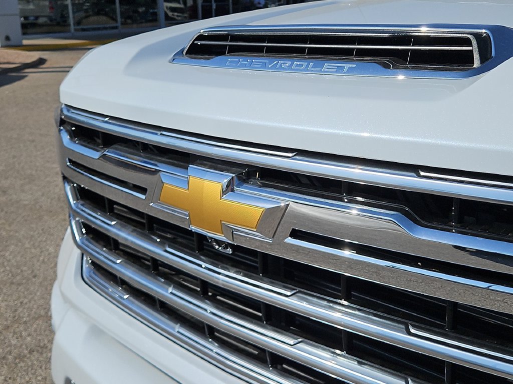 Thumbnail: 2026 Chevrolet Silverado 2500 - 22