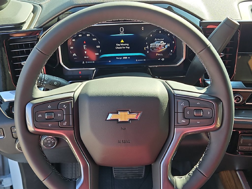 Thumbnail: 2026 Chevrolet Silverado 2500 - 9