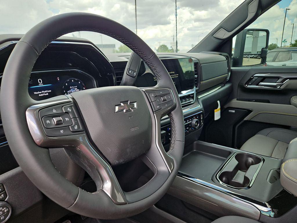 Thumbnail: 2026 Chevrolet Silverado 2500 - 2
