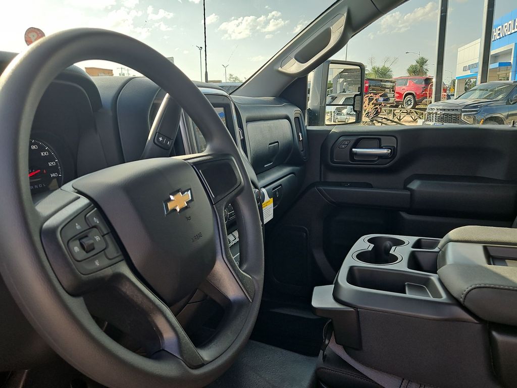 Thumbnail: 2026 Chevrolet Silverado 2500 - 2
