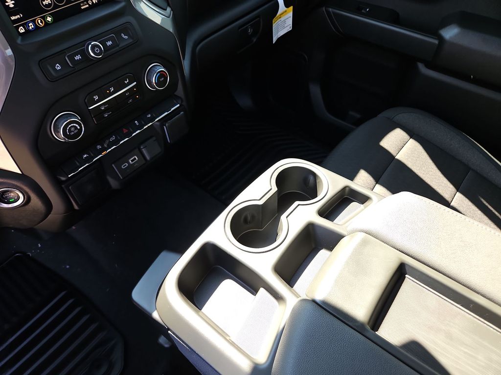 Thumbnail: 2024 Chevrolet Silverado 1500 - 11