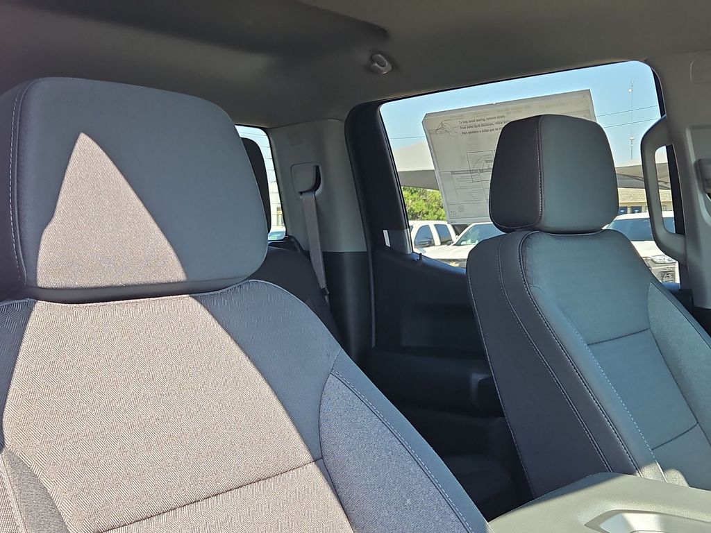 Thumbnail: 2026 Chevrolet Silverado 1500 - 22