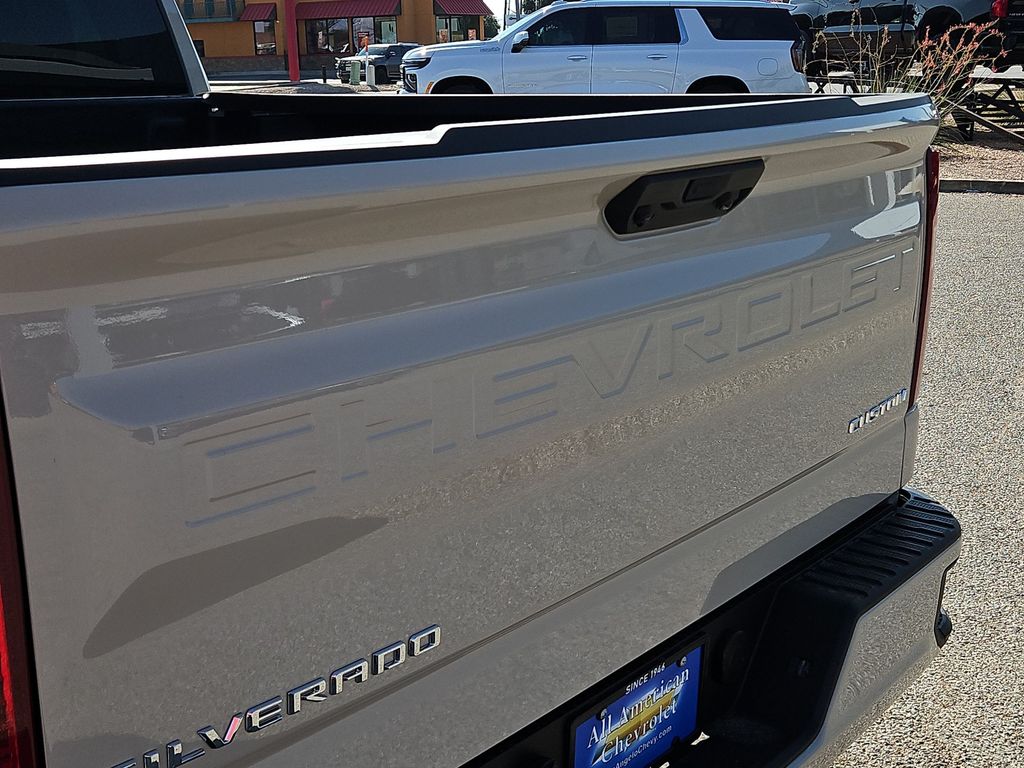 Thumbnail: 2026 Chevrolet Silverado 1500 - 7