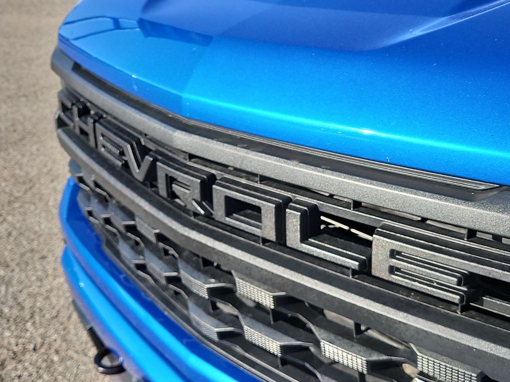 Thumbnail: 2022 Chevrolet Silverado 1500 - 22