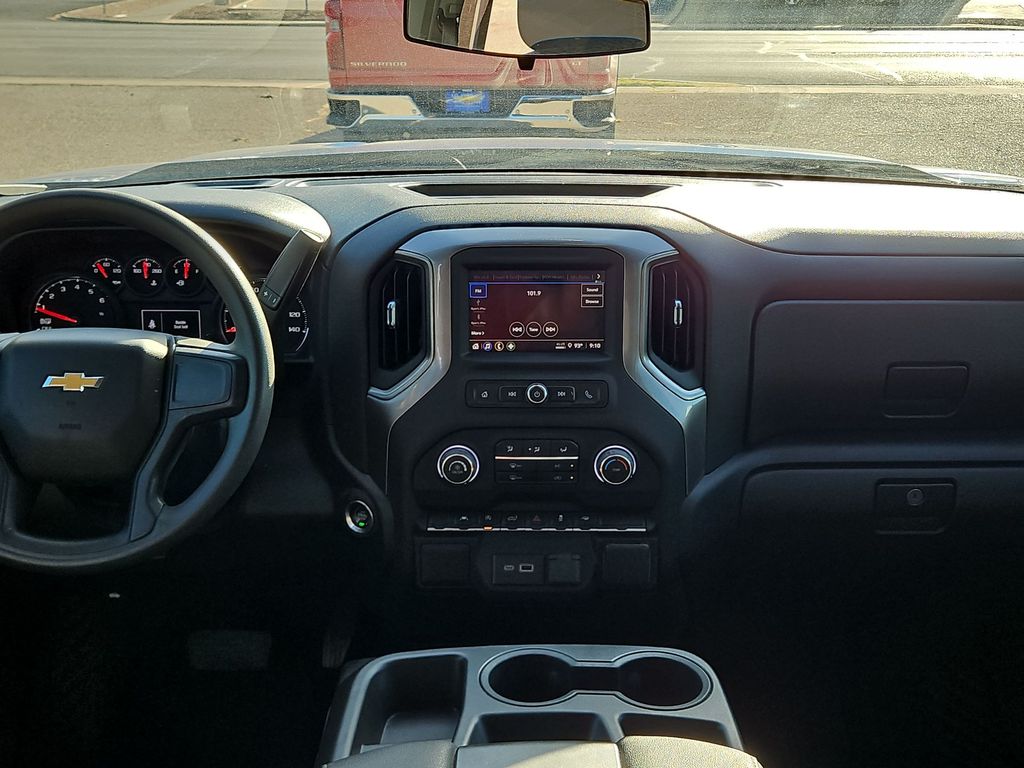 Thumbnail: 2022 Chevrolet Silverado 1500 - 9