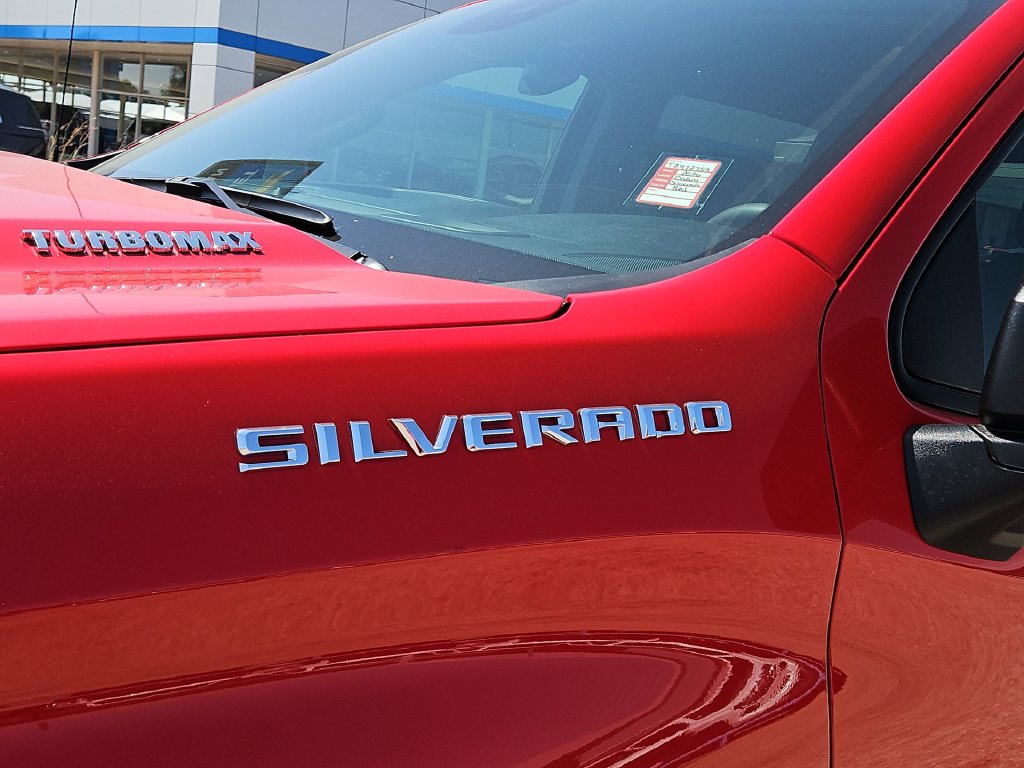 Thumbnail: 2026 Chevrolet Silverado 1500 - 3
