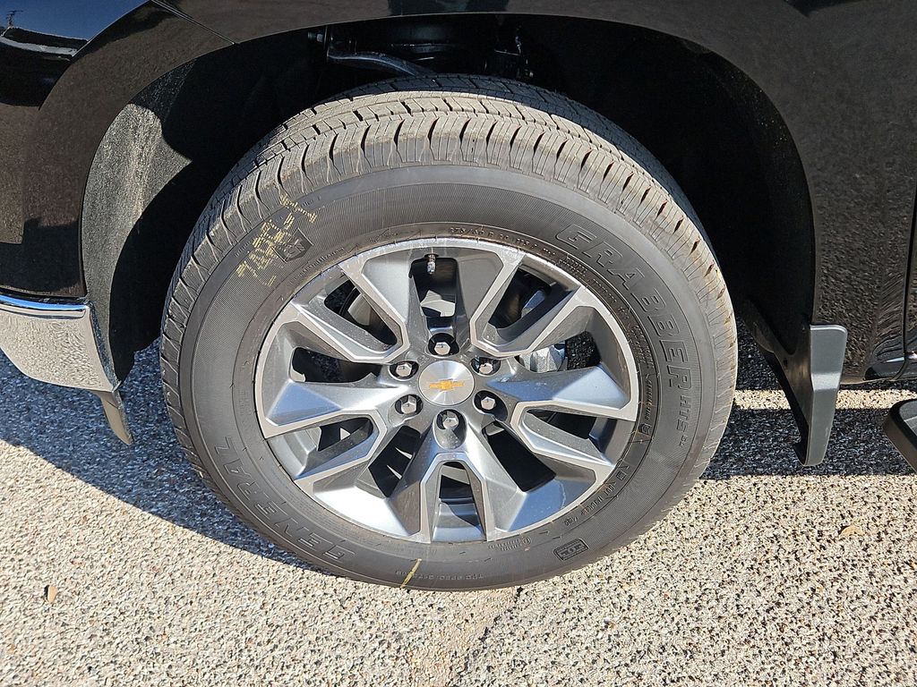 Thumbnail: 2026 Chevrolet Silverado 1500 - 8