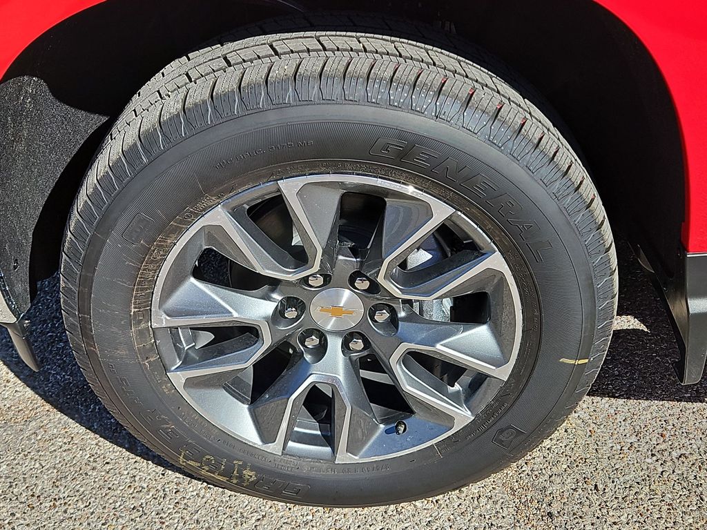Thumbnail: 2026 Chevrolet Silverado 1500 - 7