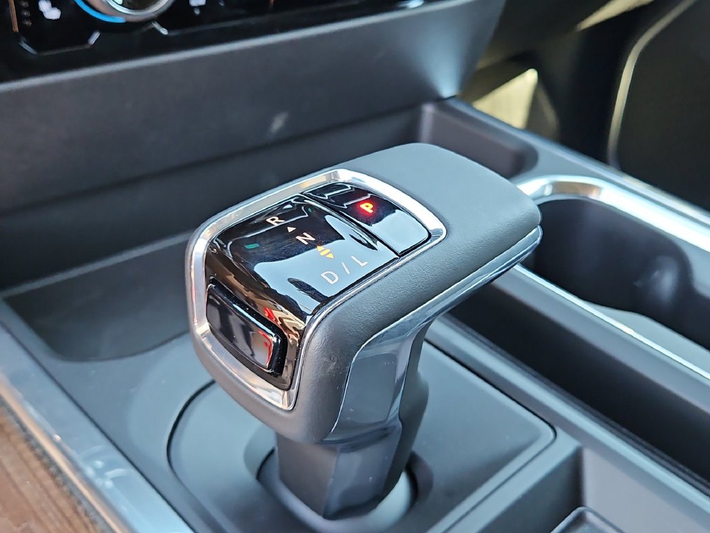 Thumbnail: 2026 Chevrolet Silverado 1500 - 24