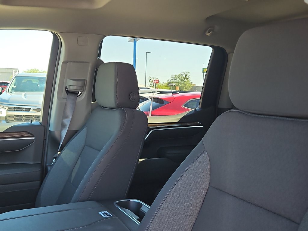 Thumbnail: 2026 Chevrolet Silverado 1500 - 8