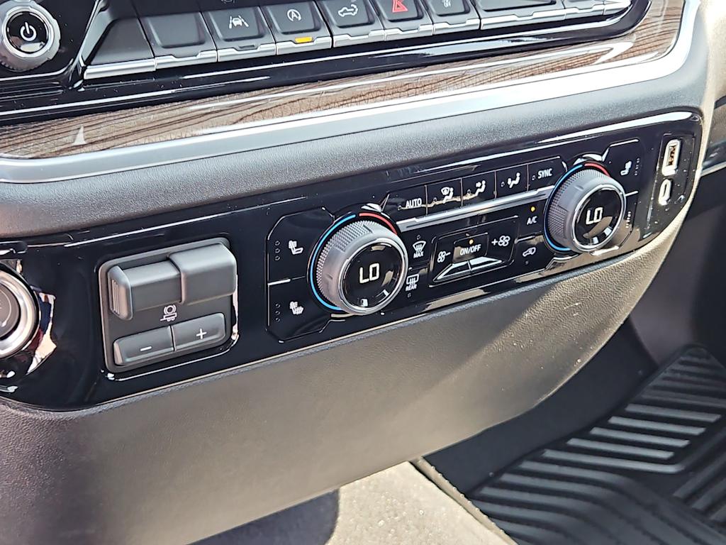 Thumbnail: 2026 Chevrolet Silverado 1500 - 25