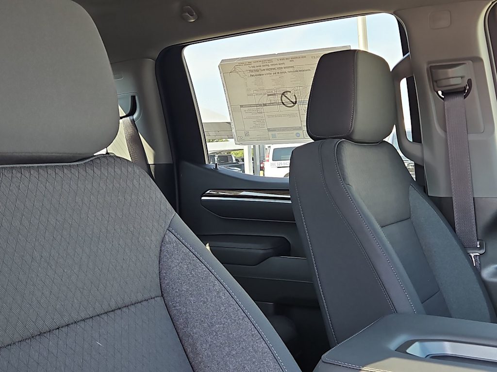 Thumbnail: 2026 Chevrolet Silverado 1500 - 9