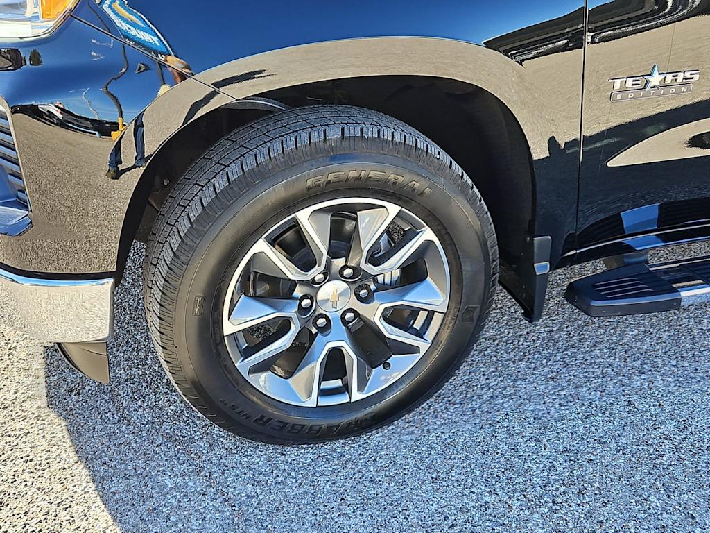 Thumbnail: 2023 Chevrolet Silverado 1500 - 7