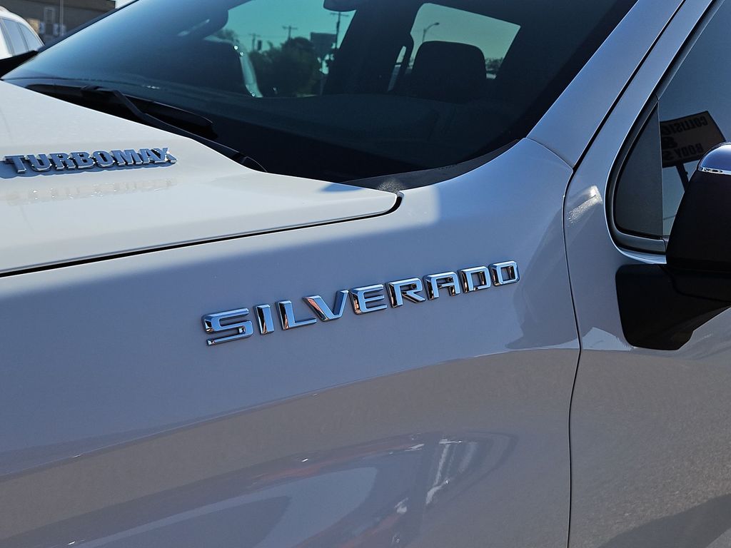 Thumbnail: 2026 Chevrolet Silverado 1500 - 7