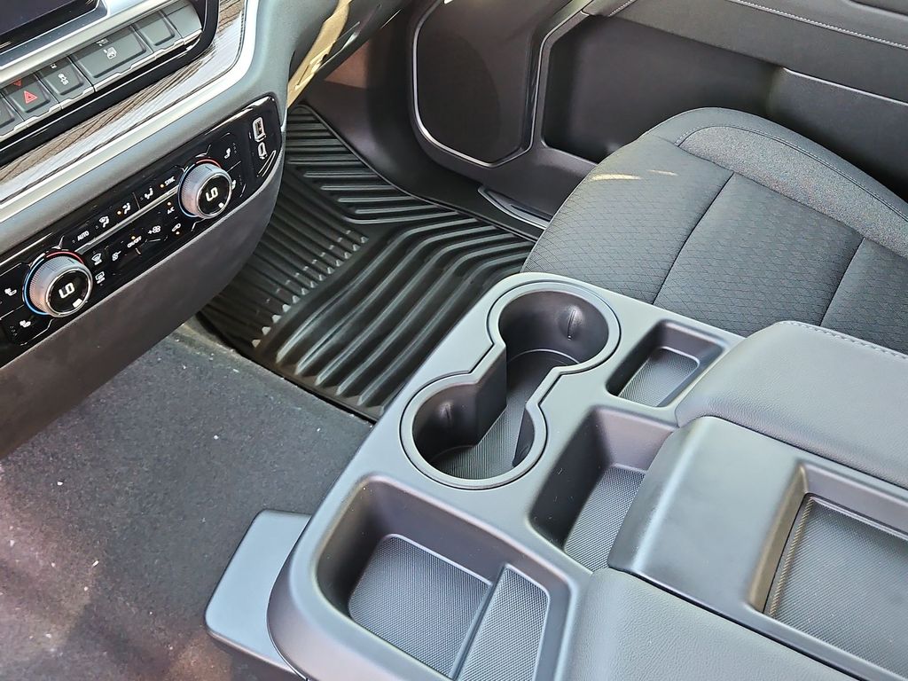 Thumbnail: 2026 Chevrolet Silverado 1500 - 14