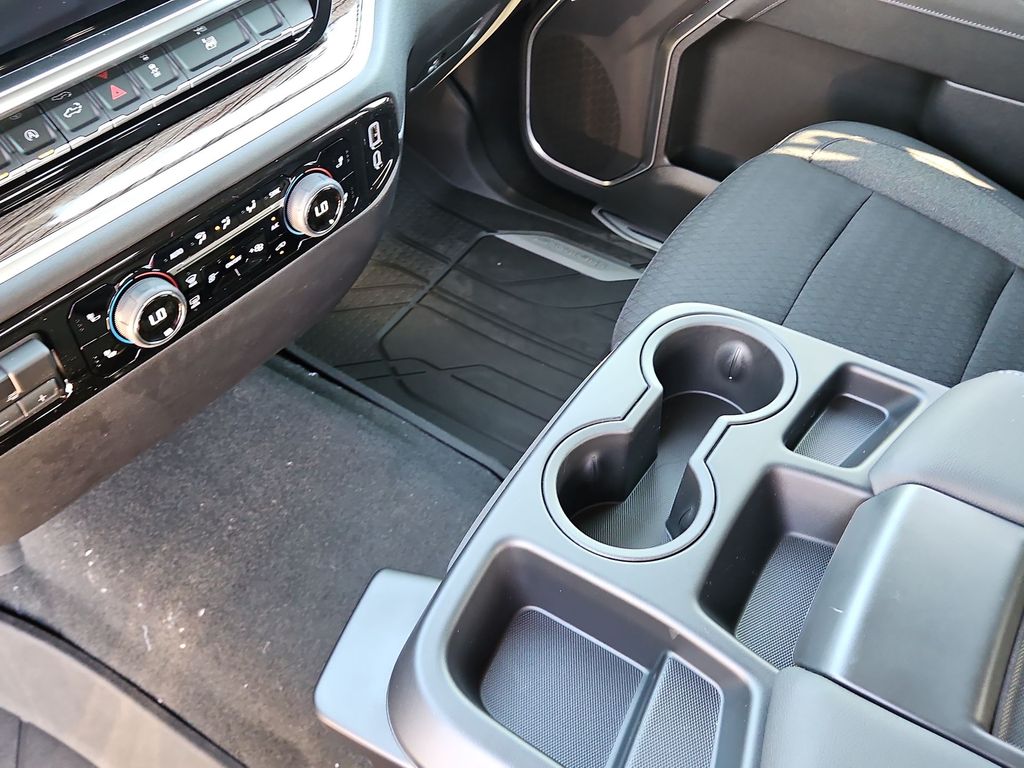 Thumbnail: 2026 Chevrolet Silverado 1500 - 22