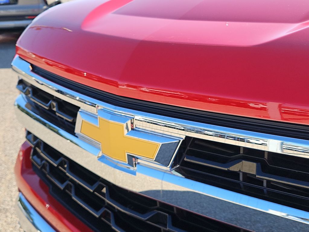 Thumbnail: 2026 Chevrolet Silverado 1500 - 18