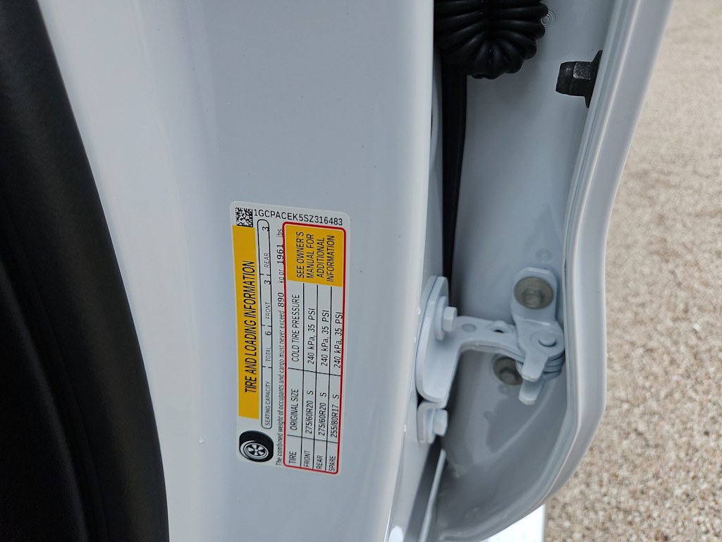 Thumbnail: 2025 Chevrolet Silverado 1500 - 21