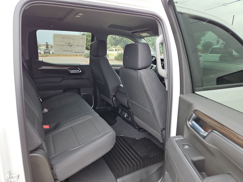 Thumbnail: 2025 Chevrolet Silverado 1500 - 17