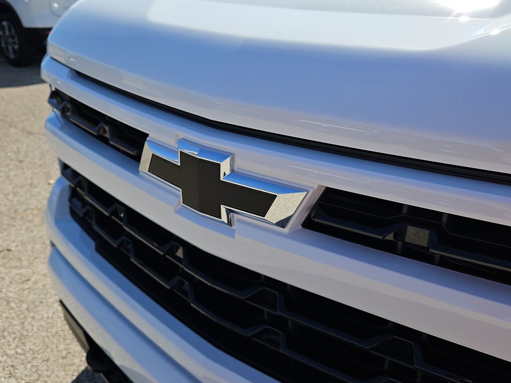 Thumbnail: 2026 Chevrolet Silverado 1500 - 22