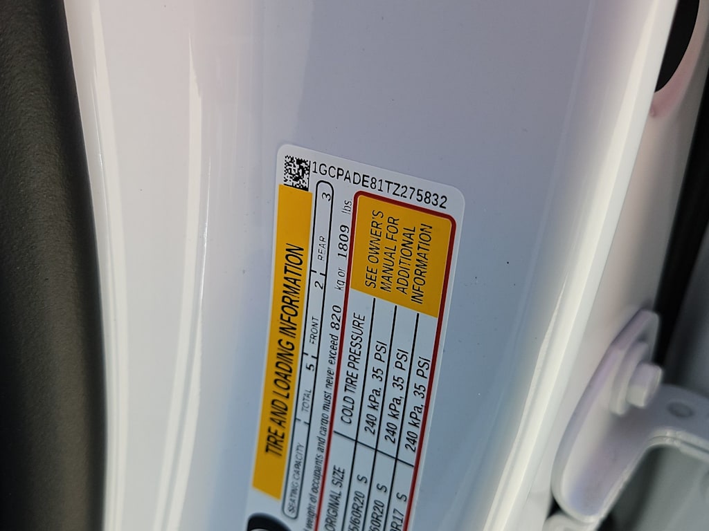 Thumbnail: 2026 Chevrolet Silverado 1500 - 17