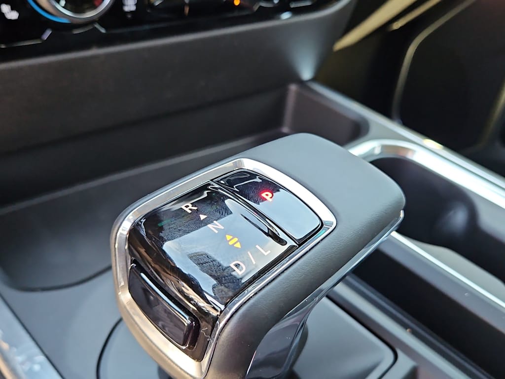 Thumbnail: 2026 Chevrolet Silverado 1500 - 24