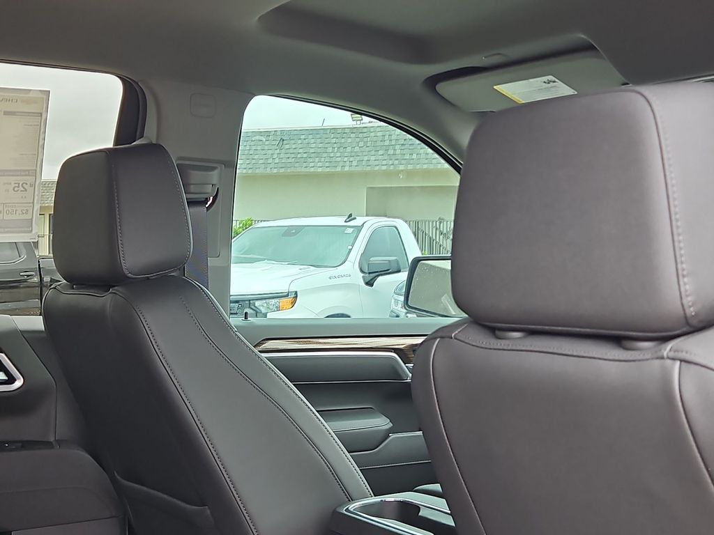 Thumbnail: 2026 Chevrolet Silverado 1500 - 14