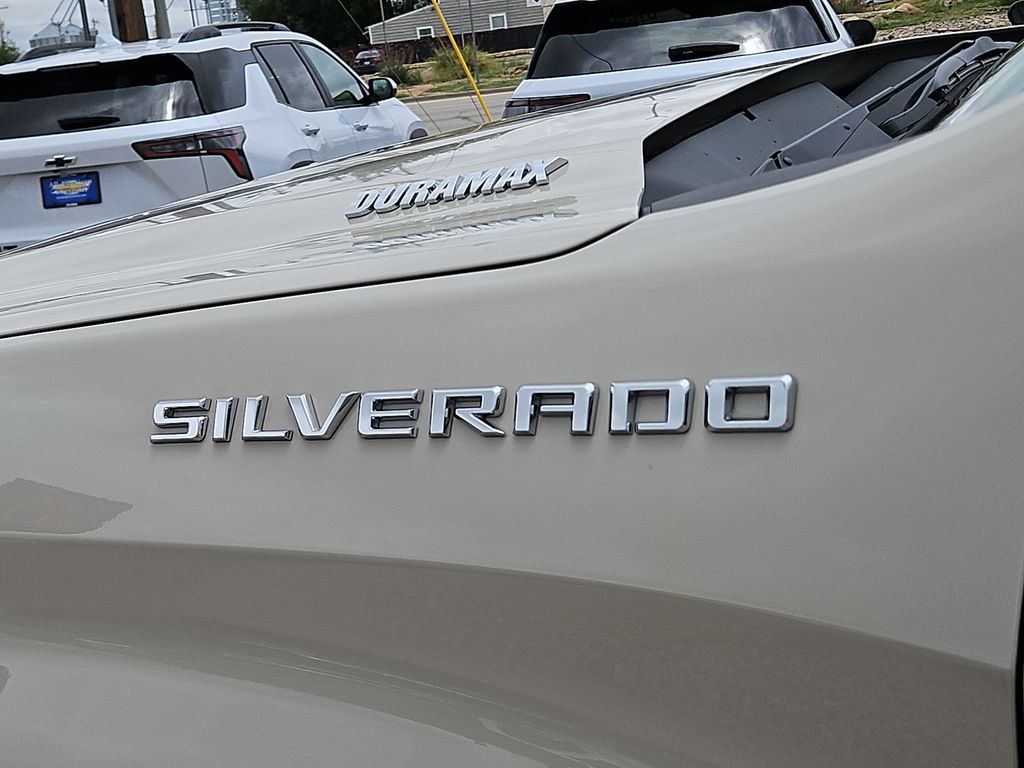 Thumbnail: 2026 Chevrolet Silverado 1500 - 7