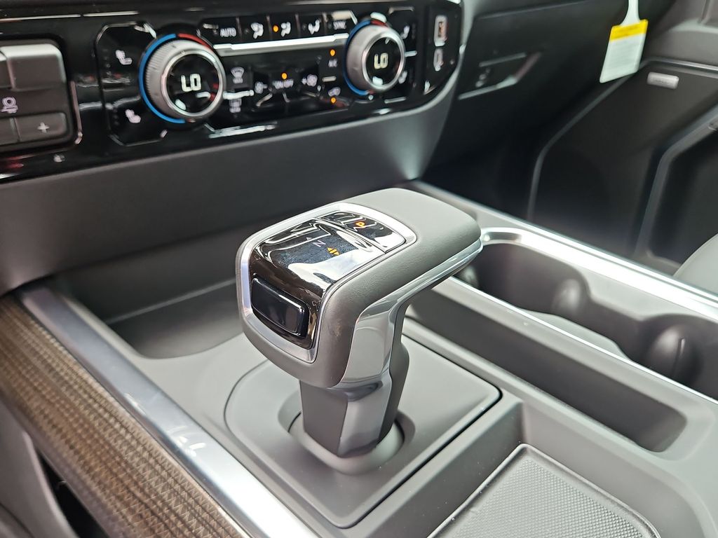 Thumbnail: 2026 Chevrolet Silverado 1500 - 25