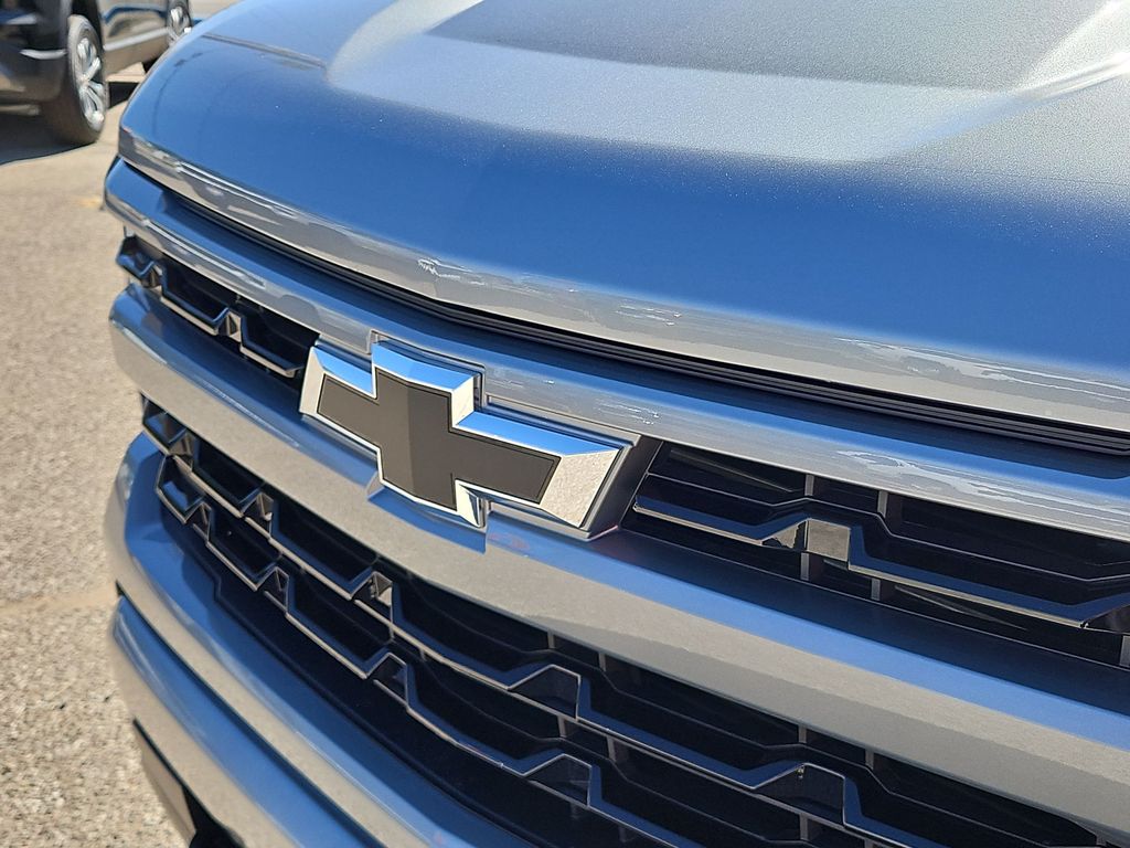 Thumbnail: 2026 Chevrolet Silverado 1500 - 22