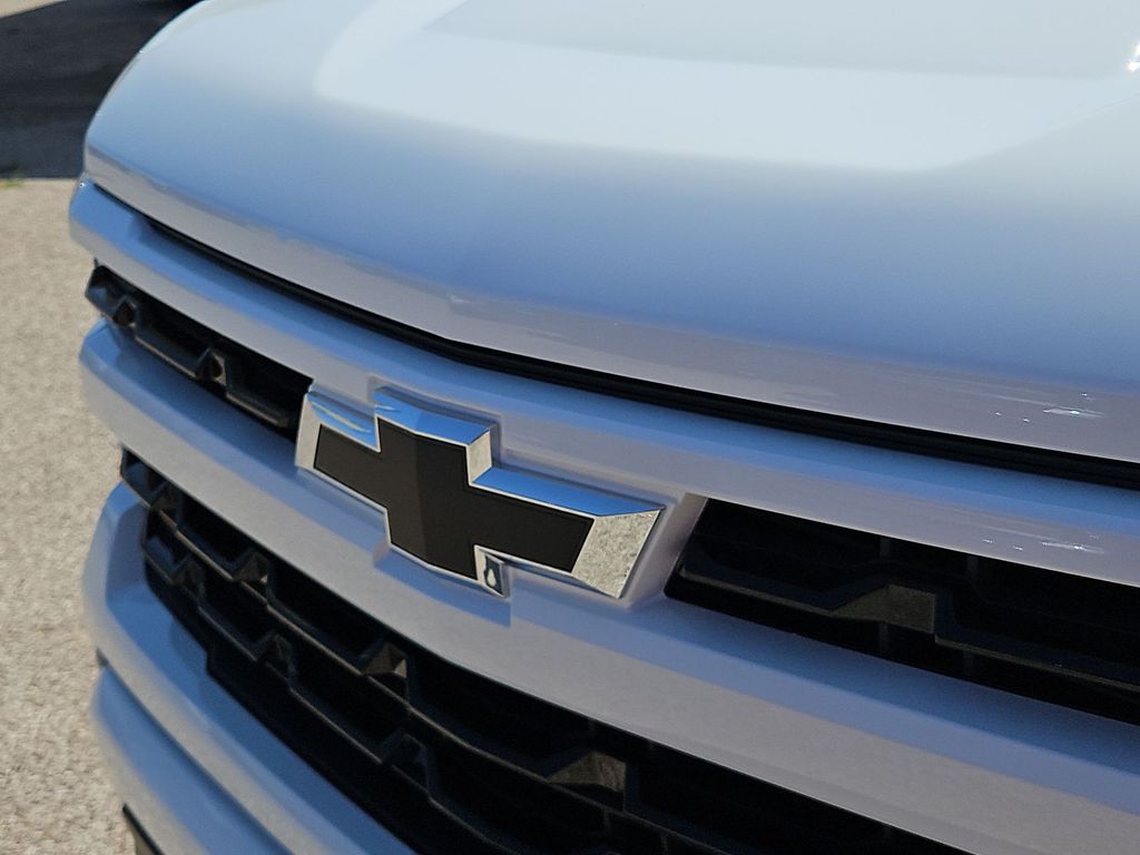 Thumbnail: 2026 Chevrolet Silverado 1500 - 21