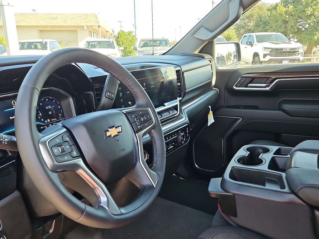 Thumbnail: 2023 Chevrolet Silverado 1500 - 2
